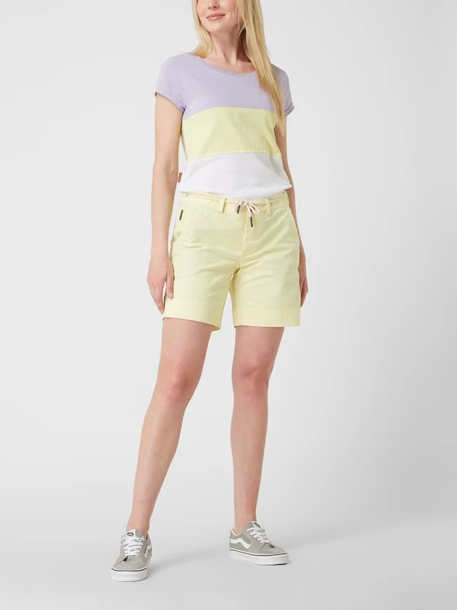 ALIFE & Kickin Shorts Mit Gürtel Modell 'Jule' - Hellgelb 1 ALIFE & Kickin Shorts Mit Gürtel Modell 'Jule' - Hellgelb