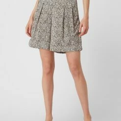 Esprit Bermudas Aus Viskose - Schwarz -S.Oliver Geschäft 88pkqcq38op3ihpkad436lhgal532cqa6gs4skii8oq5cl9mad2l4da76la4kkijal454h2799936ihl913j8dhl64rmcd1g6somcchk6or3iob1cpimaphjchi38phg6op3ic8