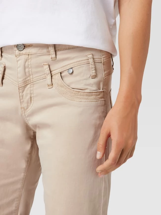 Buena Vista Bermudas Mit Knopf Und Reißverschluss - Sand 3 Buena Vista Bermudas Mit Knopf Und Reißverschluss - Sand – Bild 3