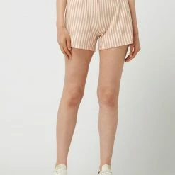 Only Shorts Mit Streifenmuster Modell 'Jolla' - Apricot 8 Only Shorts Mit Streifenmuster Modell 'Jolla' - Apricot -S.Oliver Geschäft 8l4ksd1l657kojhi9d4j0gi764sjcla56t234cqm75146kae8l636kqc88rjglac99456kii8544ogqh6p3jgcb574r30cb4c4p3ecpk74r3geb5clhm2p9h6ph64c1h71hj8d0