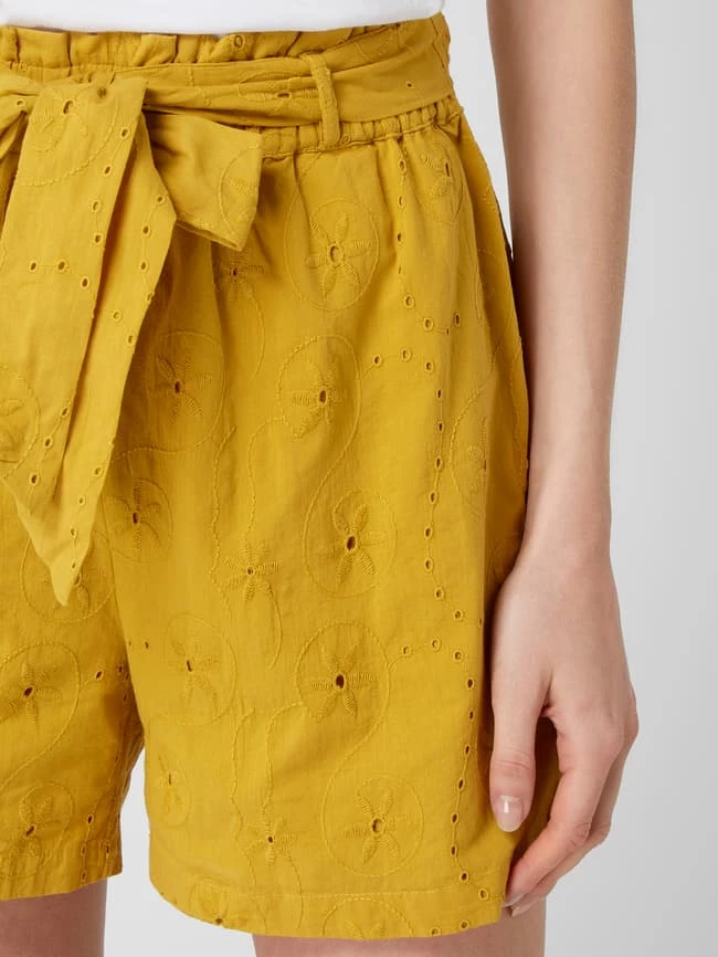 Pieces Shorts Aus Lochspitze Modell 'Vania' - Weiß 3 Pieces Shorts Aus Lochspitze Modell 'Vania' - Weiß – Bild 3