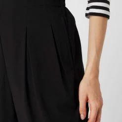 Esprit Shorts Aus Viskose - Schwarz -S.Oliver Geschäft 9d54ej27ad73idaja12jeh2869538ca66l2j6l9i951ksja49l2l8iqa9cp5adil695jal9ia98kidhj753j6ohp6crm6dpl69h3gdhkc4o6aeb56sp3ec356cq32or164pjic8