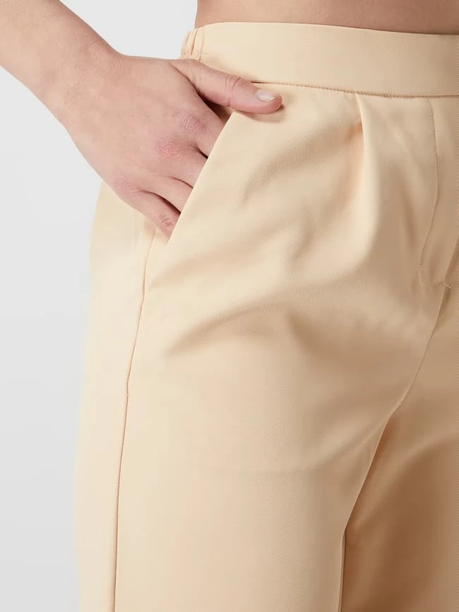 Pieces Bermudas Mit Bundfalten Modell 'Vagna' - Apricot 3 Pieces Bermudas Mit Bundfalten Modell 'Vagna' - Apricot – Bild 3