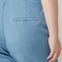 Vero Moda Curve PLUS SIZE Shorts Aus Lyocell Modell 'Mia' - Hellblau -S.Oliver Geschäft ah14id2471a5cd2g6t95al2f60o4uk2dad7l6dida4s4cka28d5kkjiaal23ij1l8993eihl7594gjpl68o3gphhc9h36c326tj30cpk6hhj8eb6c9ij8e9m74qm6oj56gsj0og