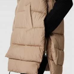 S.Oliver RED LABEL Steppweste Mit Kapuze - Sand 7 S.Oliver RED LABEL Steppweste Mit Kapuze - Sand -S.Oliver Geschäft al2j4gig6d4kula26h6kqk1m8d836d258994iia864pkmca389956g9l918jiiag8564sjif9p53eha26l3jcc1n6cq62dpic5i32d1kc4q3ge9pc4pjic9i6cqj0o9l6sp6ae8