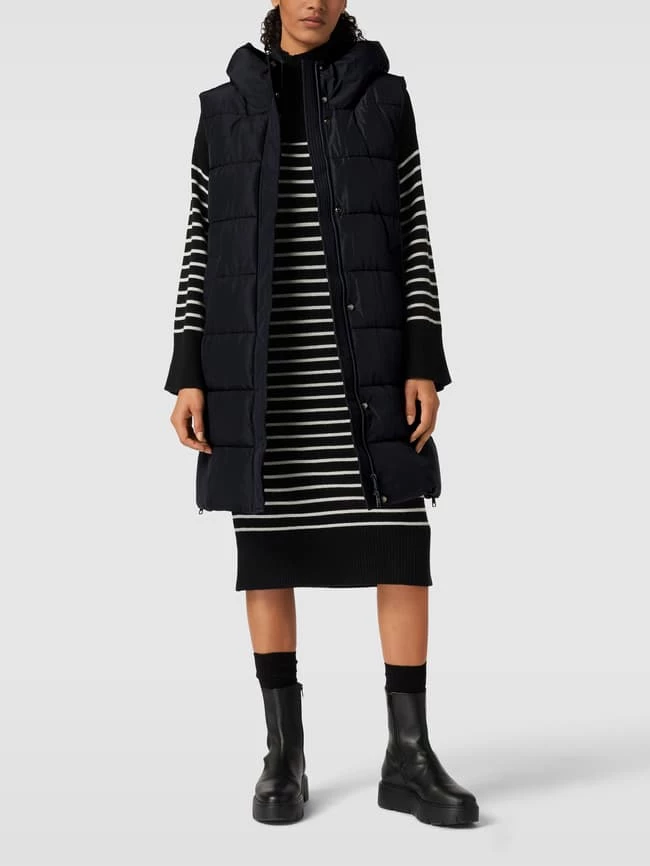 Esprit Steppweste Mit Kapuze - Schwarz 1 Esprit Steppweste Mit Kapuze - Schwarz